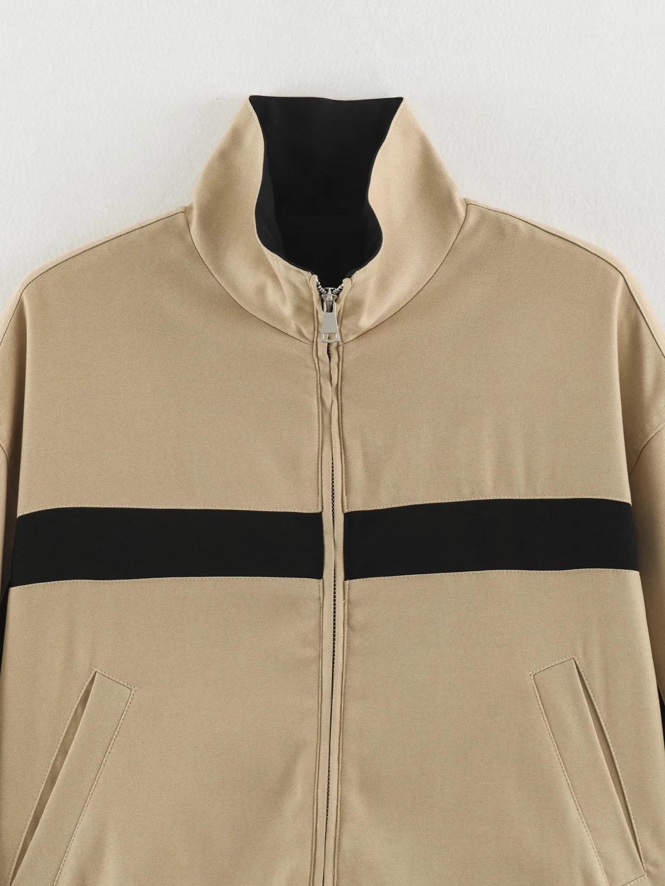FANAN Damen Kontrast-Streifenjacke mit Reißverschluss Neu 2026 Herbst Stehkragen Langarm Damenmäntel Einfache Damenoberteile – Detail 10