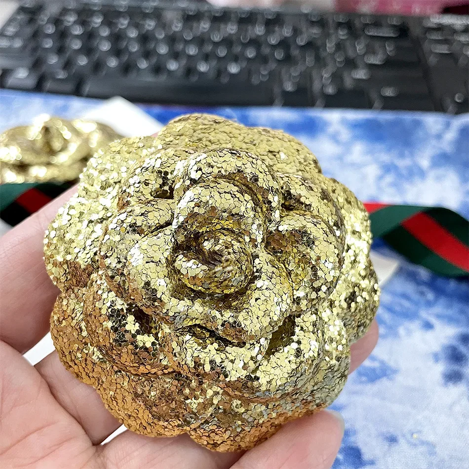 20pcs/bag Shinny Golden Camellia Flower Stickers for Clothes  - Party Gift Box Packing Accessories