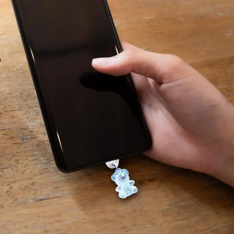 Urso bonito tipo C carregamento tampa do porto, poeira plug, acrílico portátil, telefone pingente, pequeno encantomóvel