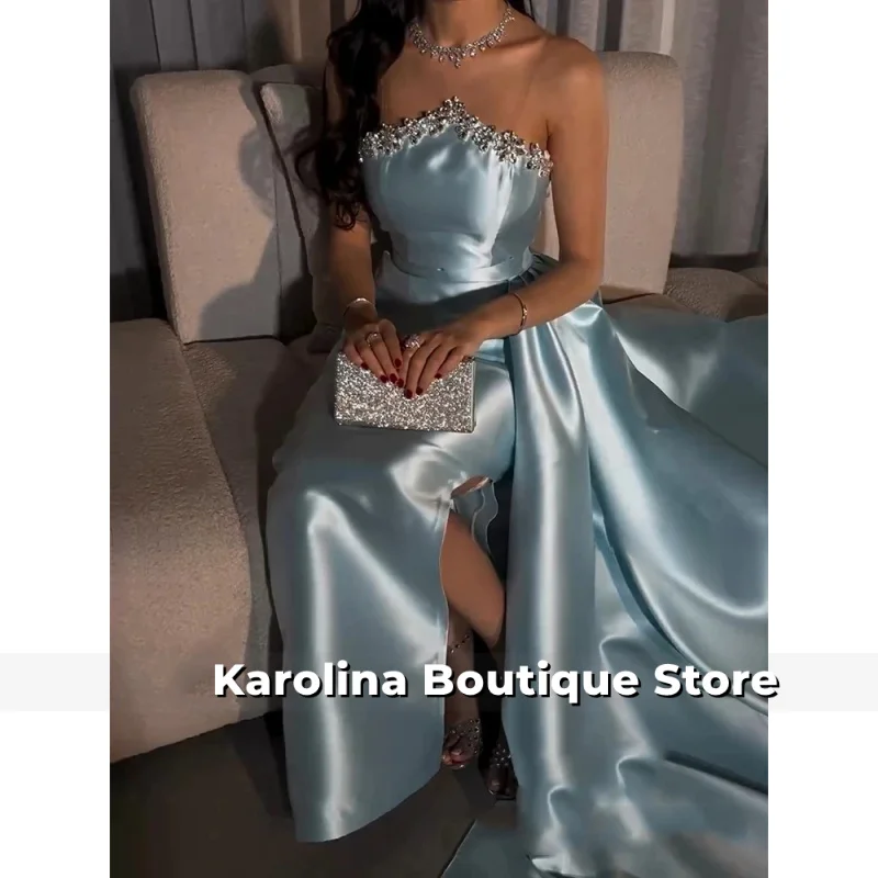 فساتين سهرة فاخرة للنساء 2025 أزرق سماوي من الساتان بفتحة جانبية عمود ثوب مسائي طويل ثنيات مطرز بحجر الراين فستان الحفلات