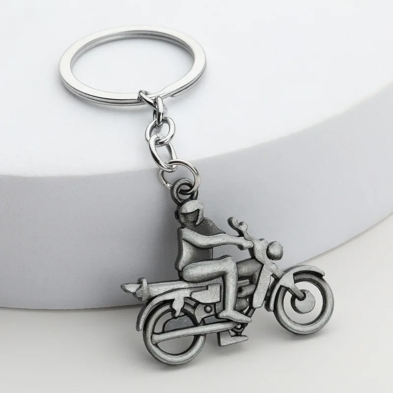 Metal Motorcycle Rider Keychain 3D Motorcycle Rider Pattern Motorbike Keychain Motorcycle Chain Pendant