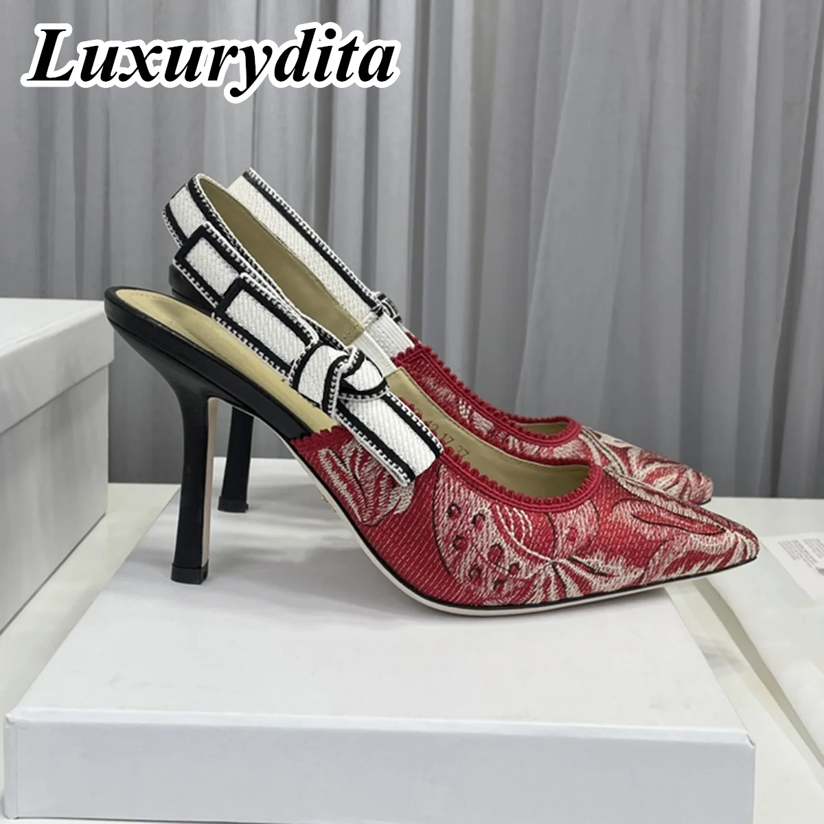 

Top Quality Luxury Womens Sandal Casual Lace Flat Fashion Embroidered Muller Shoes Designer Silk Leather Soled High Heel