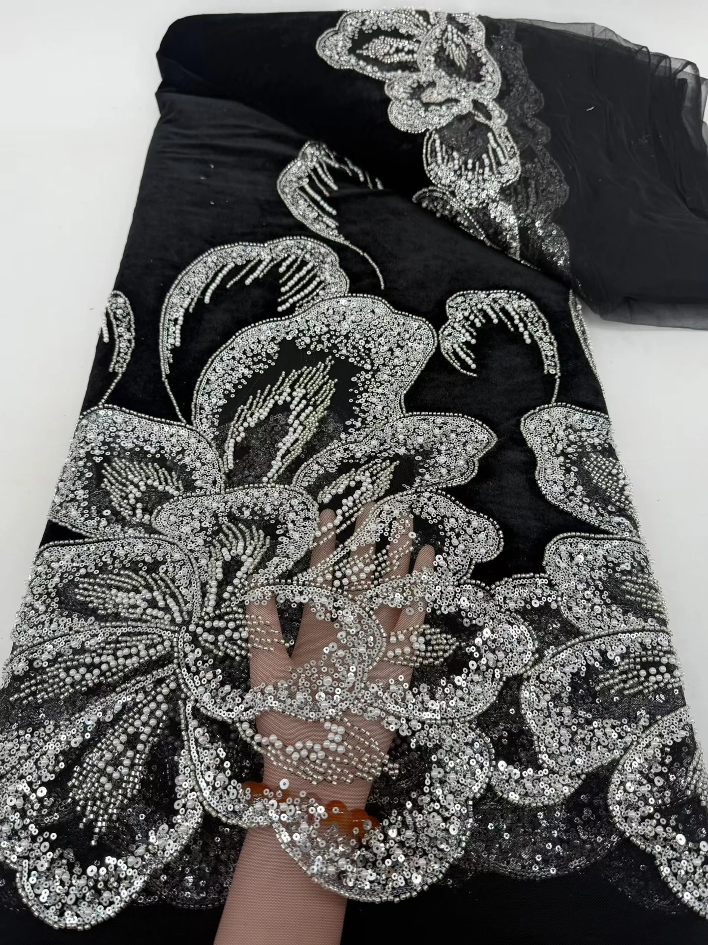 

New Arrivals African Lace Fabric 2026 High Quality Green Beads Lace Fabric For African Velvet Fabric Woman Wedding Dress Hm251-1