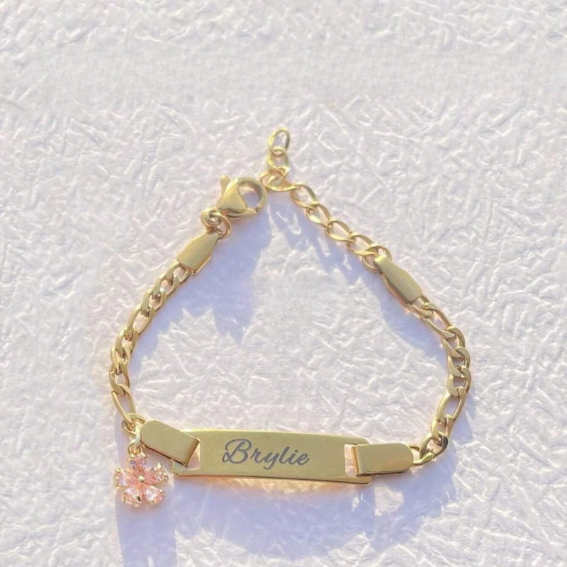 

Stainless Steel Personalized Custom Carved Name Text Zircon Flower Bracelet, Children's Gift, Mother's Day Gift, No Gift Box