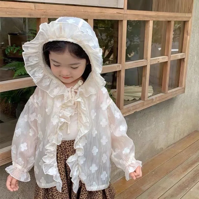 

Girls' Sunscreen Clothing 2023 New Summer Thin Breathable Flare Sleeve Embroidered Children's Cardigan Sweet Ruffle Edge Top