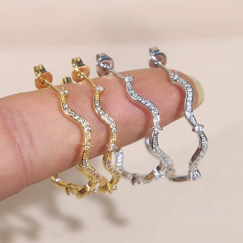 New 30mm Shiny Water Wave Cz Hoop Earrings for Women Micro Paved White Cubic Zirconia Gold Silver Color Fashion Jewelry Party