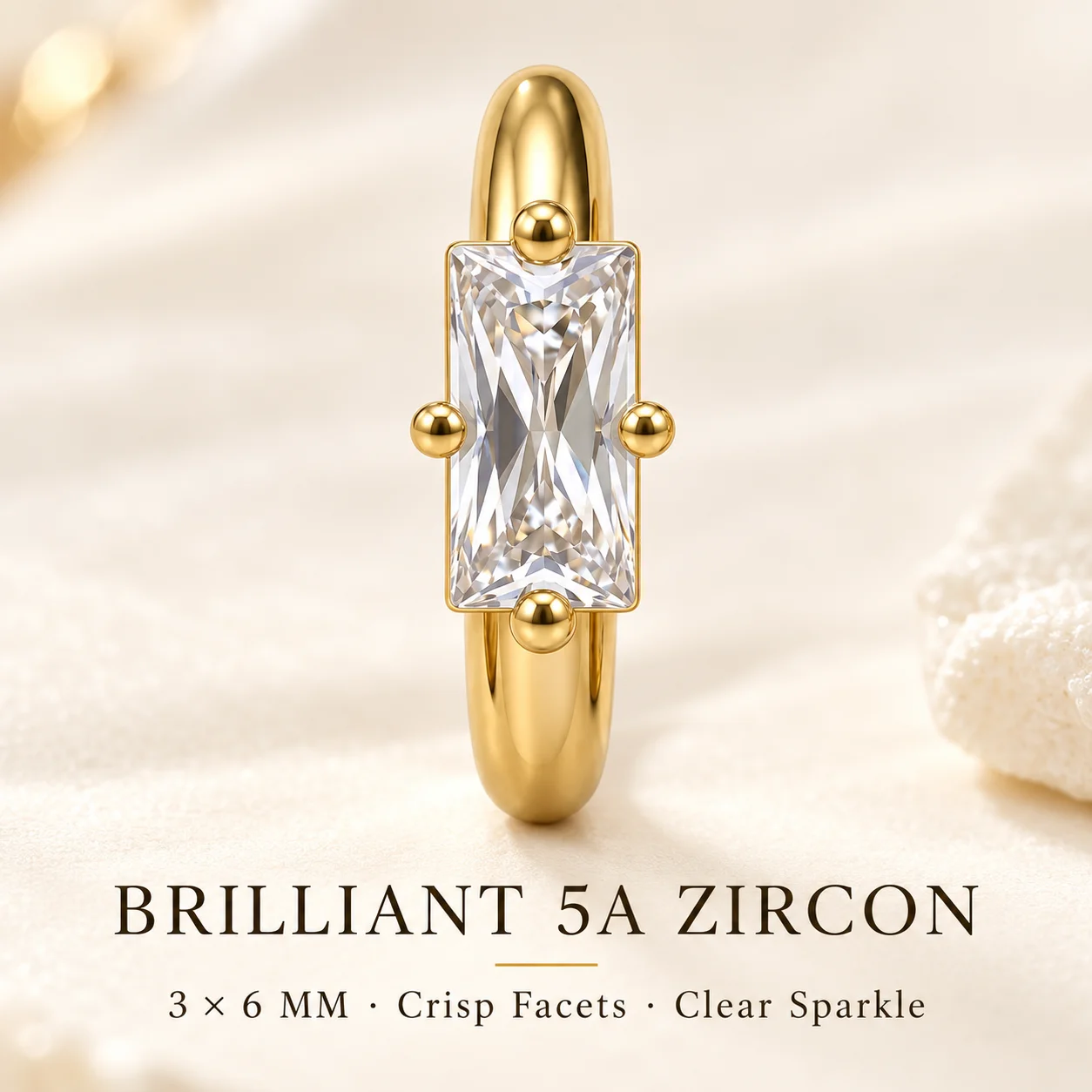 Moonmory Original Design Smaragdschliff CZ Huggie Creolen für Damen, 14K vergoldetes Messing, minimalistischer Ohrring, Schmuck Großhandel – Detail 4