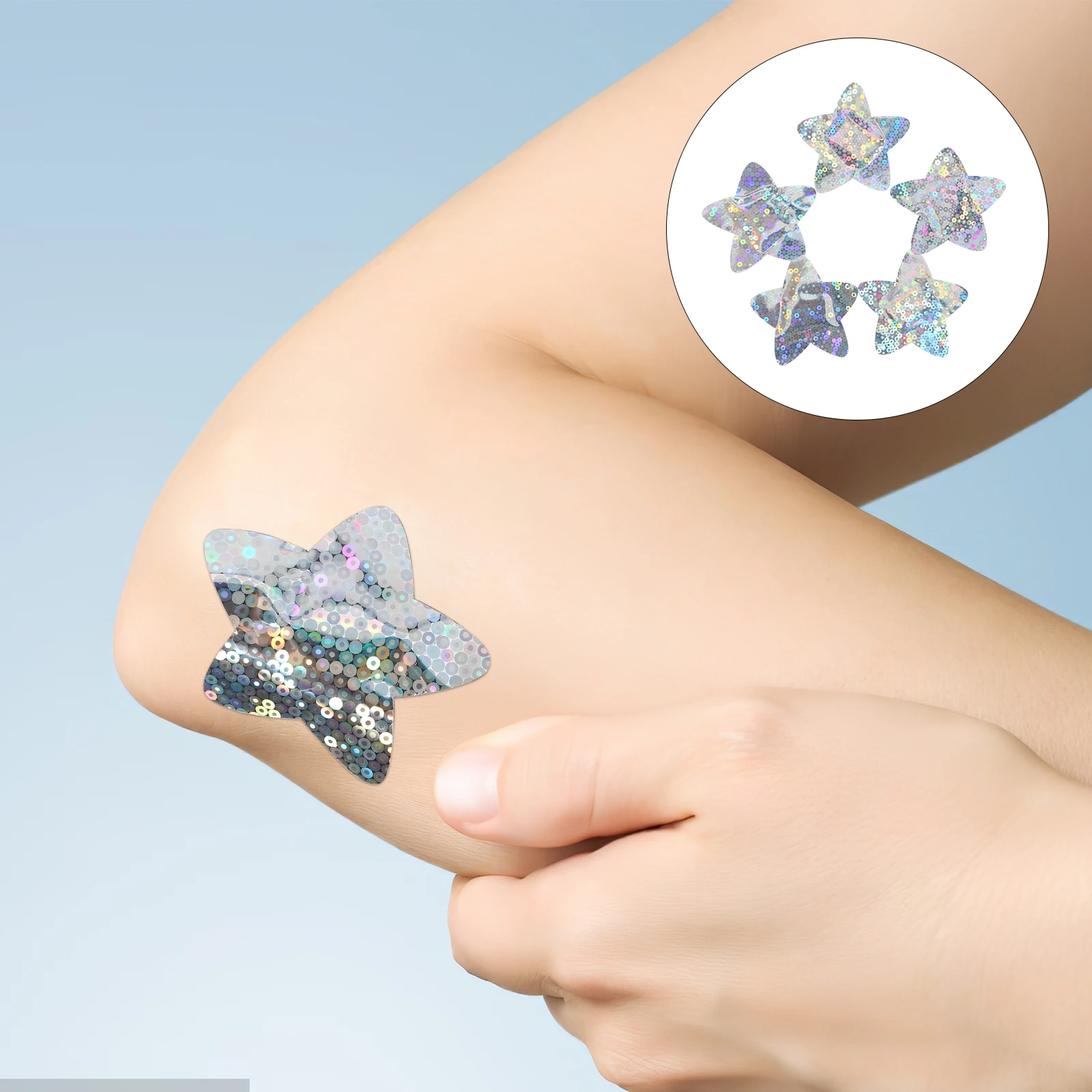50 قطعة من ضمادات النجوم اللامعة خفيفة الوزن محمولة لاصقة للجروح قابلة للتنفس وصديقة للبشرة وحماية الإسعافات الأولية للعائلة