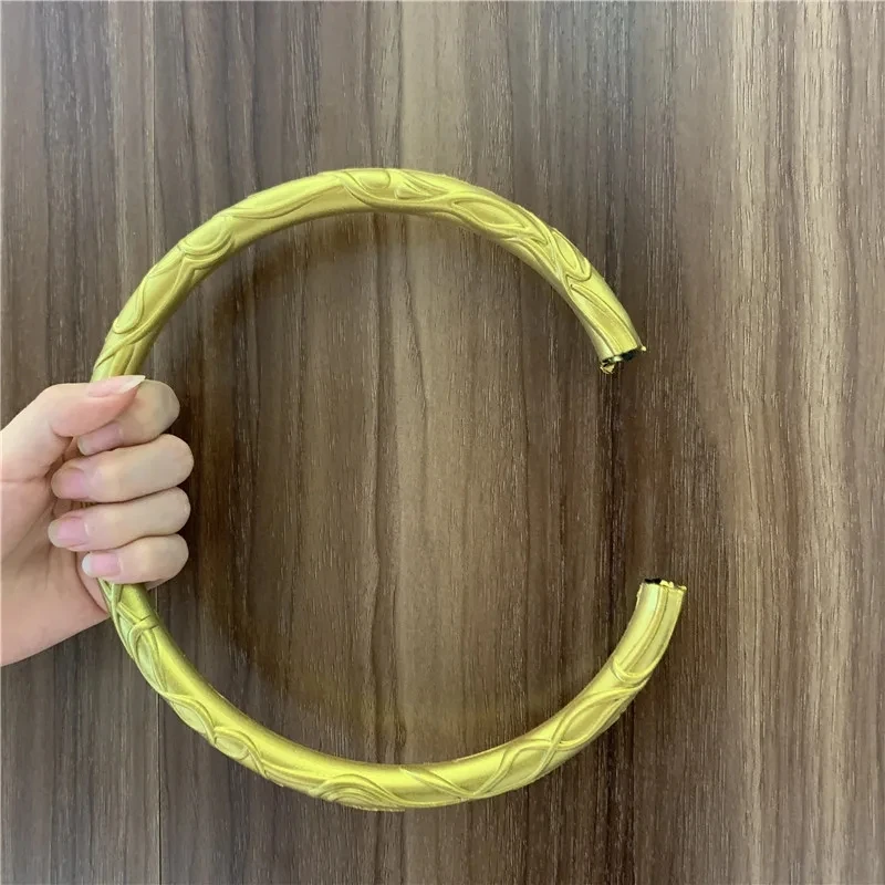 Chinese Nezha The Heaven And Earth Circle 1:1 Cosplay Weapon  Styles Prop Spin Gold Gun Sword Cos Halloween Gift