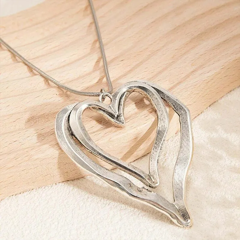 Obega Big Hollowout Heart Pendant Necklaces Women Gold SIlver Color Thick Chains Metal Love Heart Design Women Necklace Jewelry