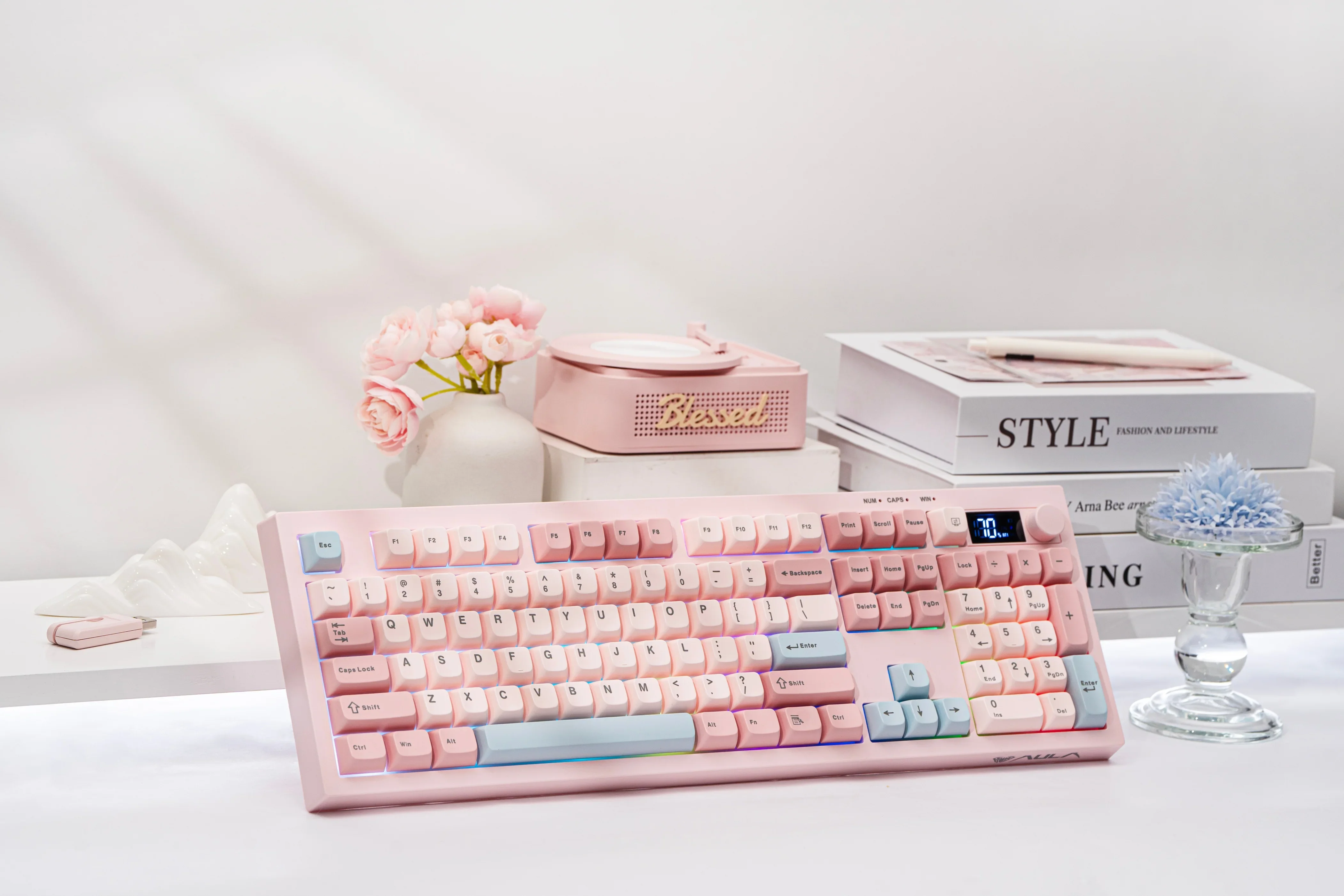 

Клавиатура AULA S102 PRO Tri-mode с бесшумными мембранными переключателями, TFT-дисплеем, регулятором громкости, RGB-подсветкой, полноразмерная, ANSI US, для компьютера, геймеров и офиса