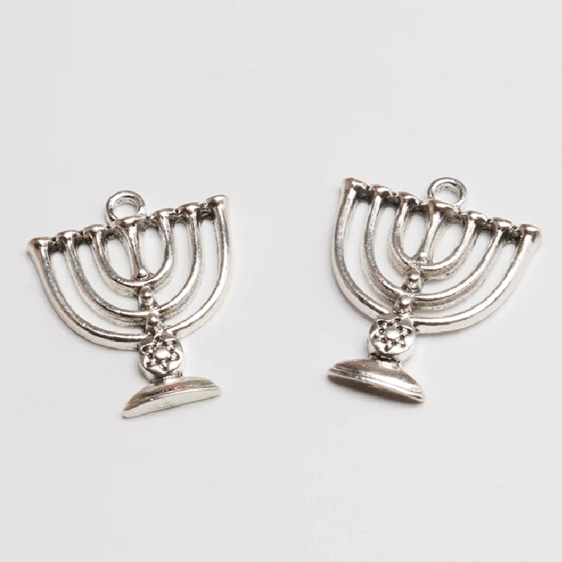 15pcs Silver Plated Judaism Holy Candlestick Pendant DIY Charms Bracelet Earrings Hanukkah Jewelry Crafts Making 24*20mm A1647