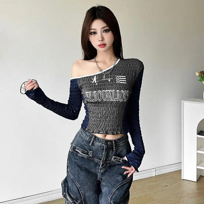 

Harajuku Off-The-Shoulder Women T-Shirt Cut Jacket Long-Sleeved Waist Folding Long-Sleeved Fashion Letters Contrast Sexy.