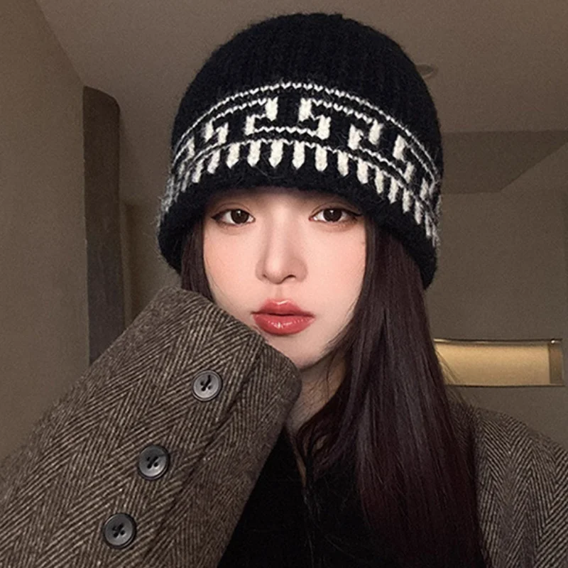 Topi pullover wanita rajutan, musim gugur dan musim dingin, hangat, topi ember kasual, topi nelayan, topi rajutan