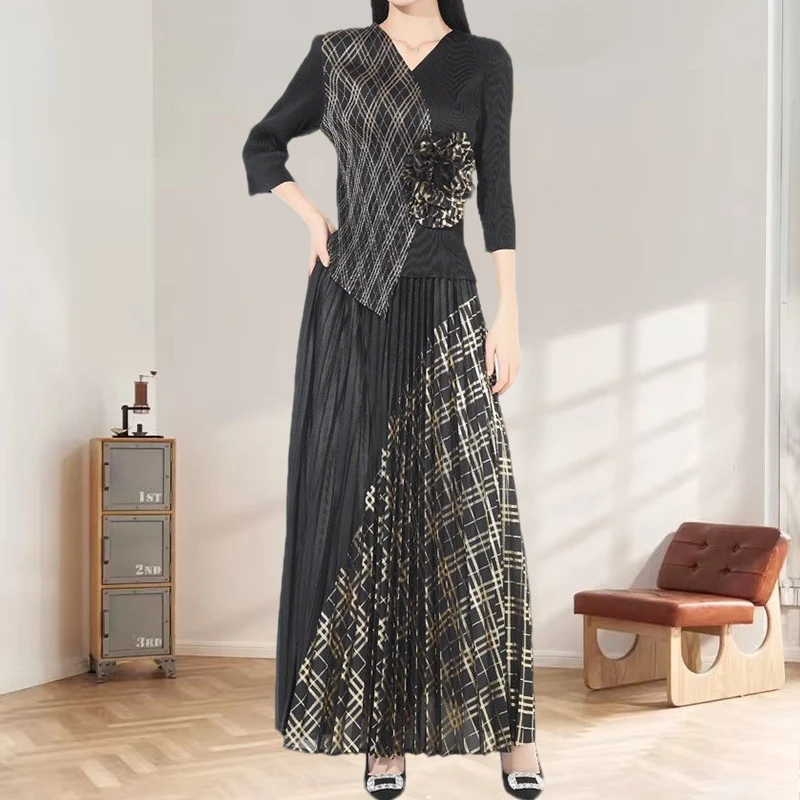 

Miyake Pleated Skirt Set Fashion Plisse Set Print Elegan T V-neck Fold Top High Waist Draped Pleat Long Skirt Pleats 2 Piece Set