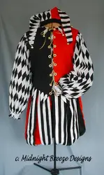 Queen Elizabeth Tudor Period Medieval Renaissance Men's Outfit Black and White Joker Costume Jester Outfit With Hat Gothic Suit