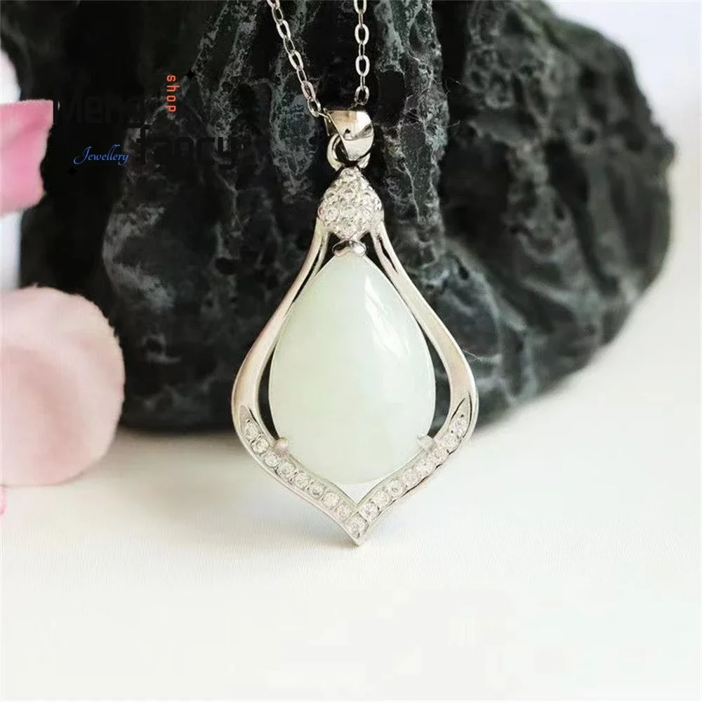 

S925 Silver Lnlaid Natural Jadeite Exquisite Elegant Simple High-grade Pendant Square Diamond Water Drop Luxury Fashion Jewelry