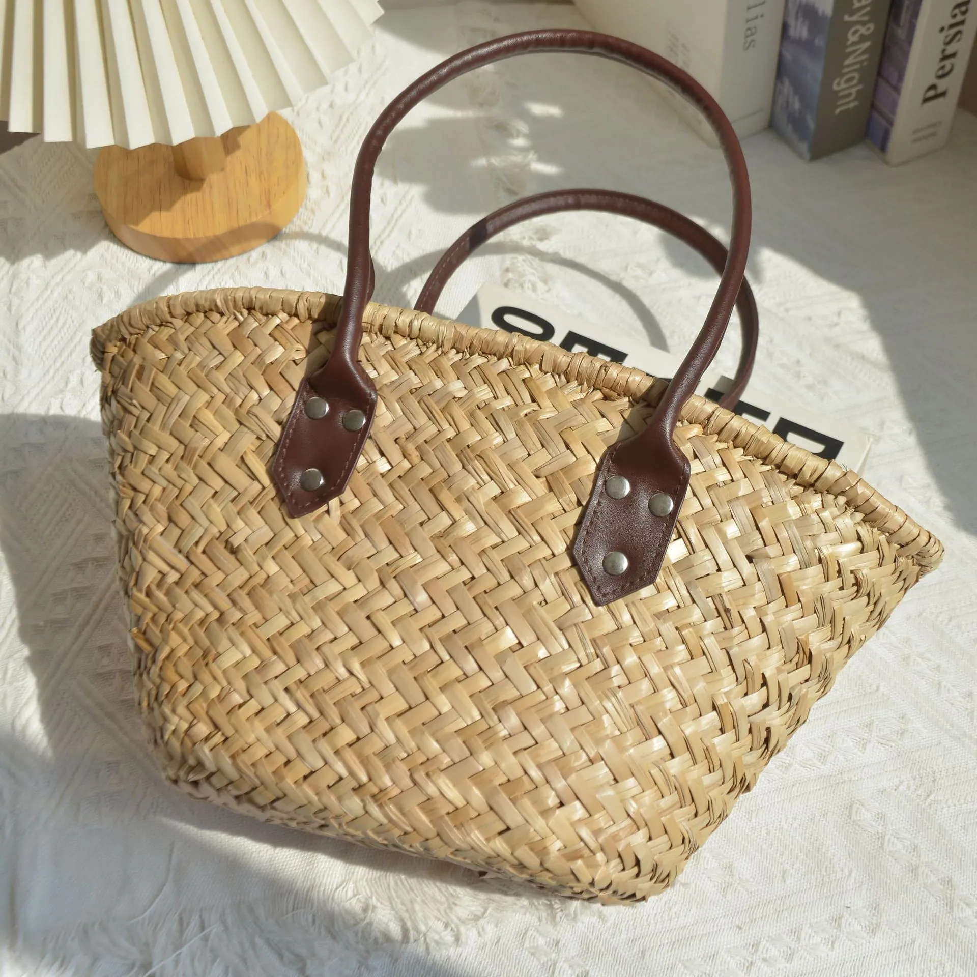 

Handmade Woven Basket Bag Bohemian Natural Grass Straw Bags for Women Travel Shoulder Bag NEW Women Beach Bags Handbags Tote