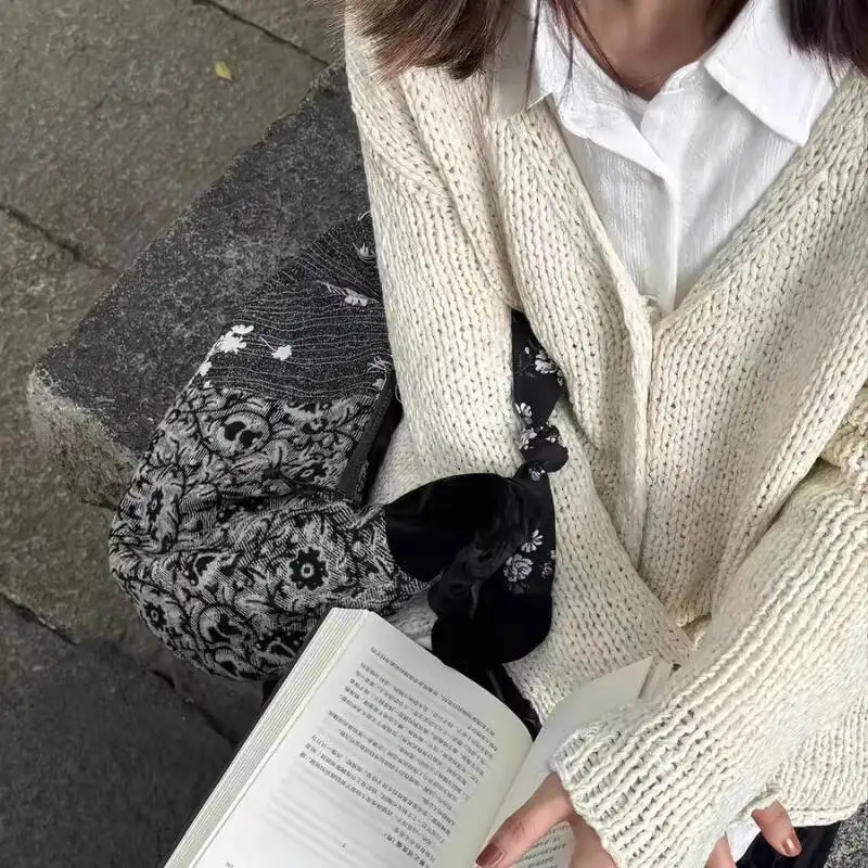 กระเป๋าสะพายไหล่ลายปะติดสุดหรู แฟชั่น Y2K สไตล์วินเทจ กระเป๋าโฮโบ ฮารูกุ กรันจ์ กระเป๋าถือสะพายข้างสำหรับผู้หญิง