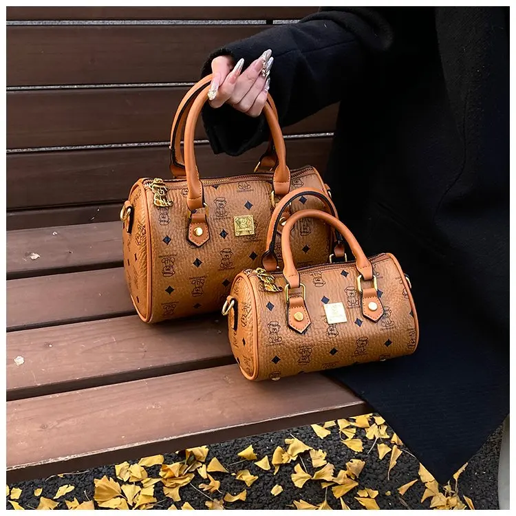 

2025 Autumn 220 New Popular Fashion Versatile Bucket Bag Shoulder Crossbody Handbag Retro Cute Pillow Bag