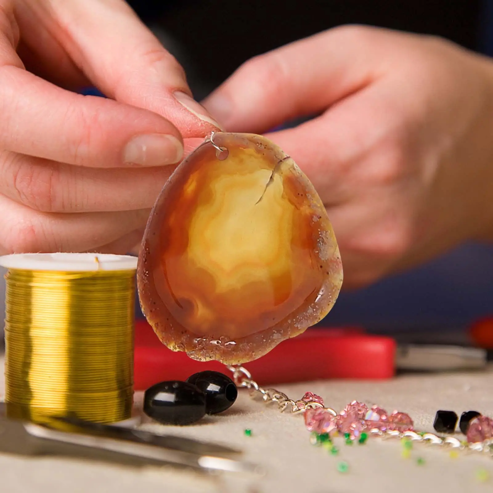 

20Pcs Natural Colorful Drilled Agate Slices Agate Slabs Wind Chime Decoration Pendant Jewelry Craft Accessories