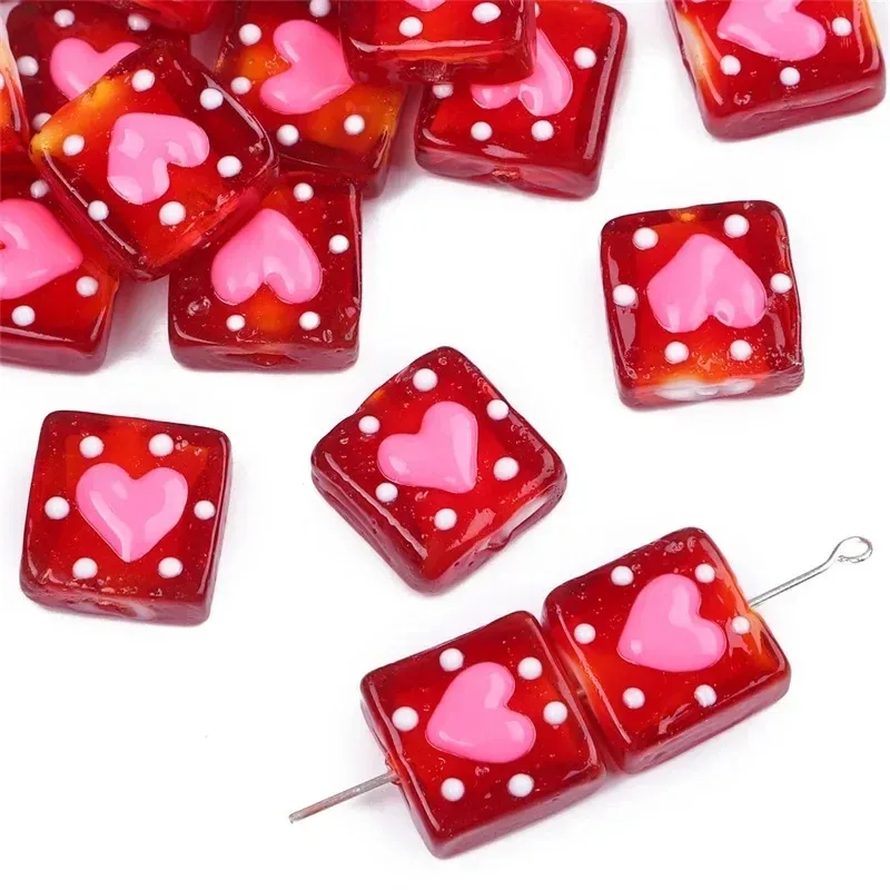 TX52 2 Stück 15 mm süße handgemachte gerade Loch quadratische Lampwork Glas Herz Charms Perlen DIY Schmuck Armband Zubehör Material