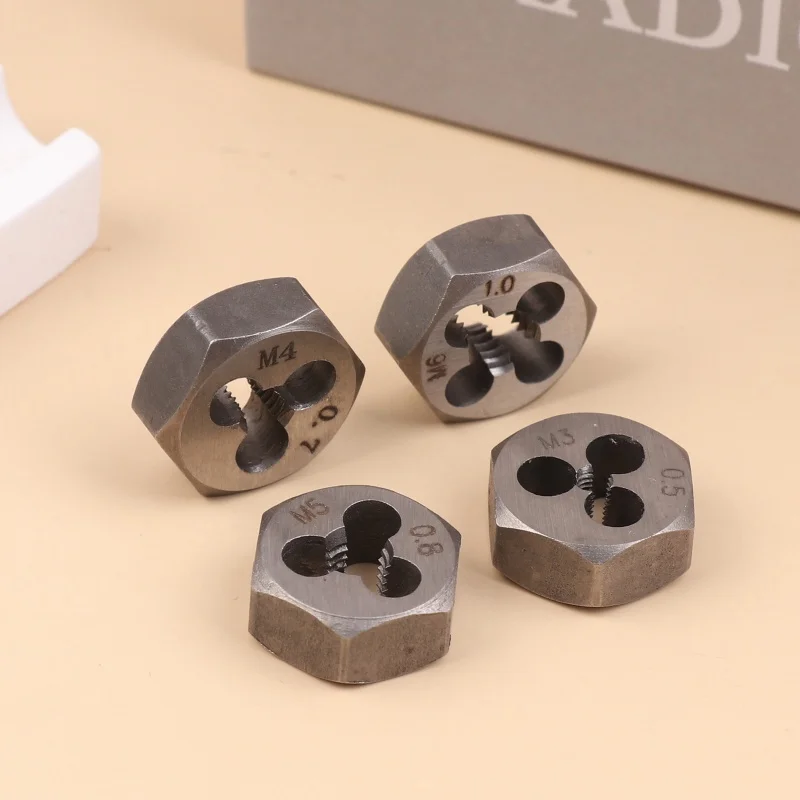 Filettatura metrica Esagonale Die Filettature esagonali Vite Esagonale Muore M3 * 0.5 M4 * 0.7 M5 * 0.8 M6 * 1.0 Fustelle con filettatura manuale