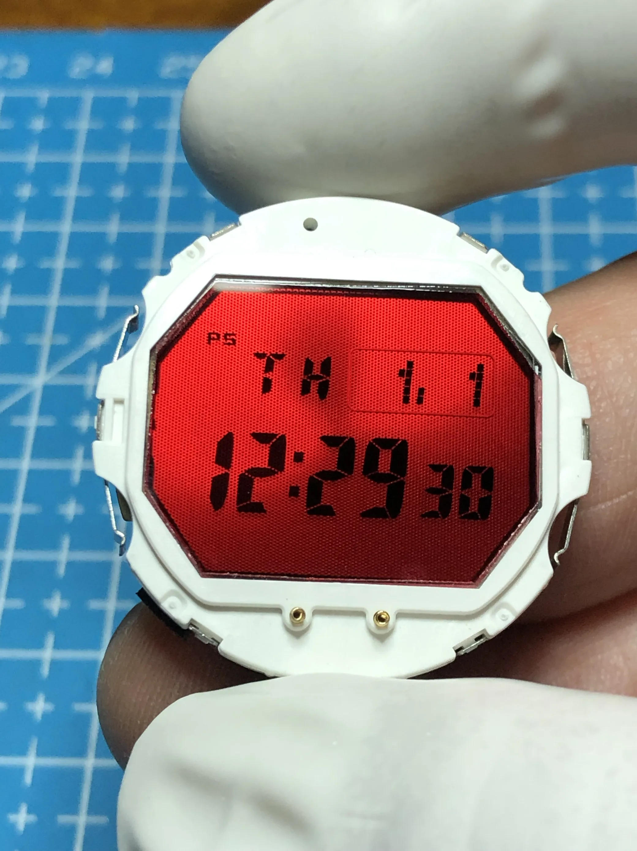 STN LCD Screen Mod with Metal Mesh Grid for Casio G-Shock DW-5600, 5610, 5030 & 5000, Blood Red Pattern Dial Conversion Kit