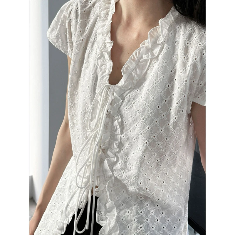 الفرنسية الحلو الفطريات حافة الخامس الرقبة قصيرة الأكمام المرأة الصيف جديد جوفاء مطرزة حزام قميص أنيق عصري مريح