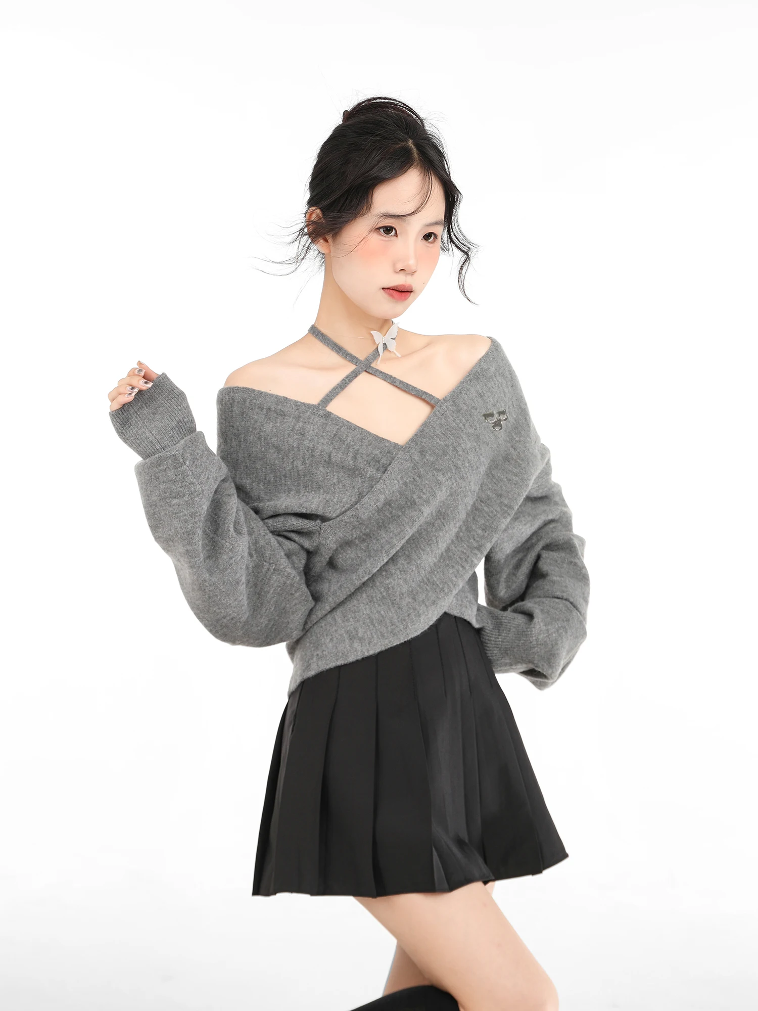 Women's Long-Sleeved Sweater Top White Halter off-Shoulder Short Sweater Spring and Autumn Fashion Sexy Short All-Matching 1Pc