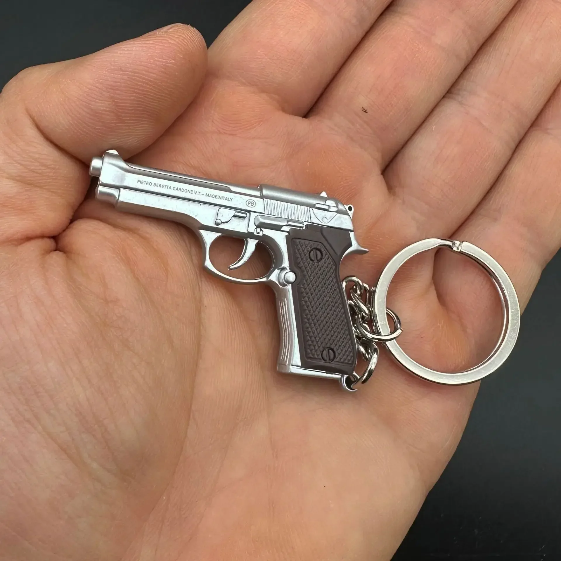 NEW Portable Mini M92f M1911 Small Gun Metal Plastic Pistol Keychain Model Creative Pendant Tools