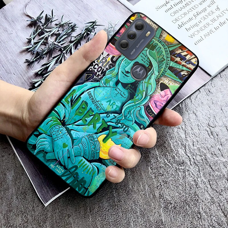 Street Graffiti Art Mona Lisa David Case For Moto E32 E32S E20 E40 E7 Plus Edge 40 30 Ultra Neo 20 lite G13 G9Plus GPure GStylus