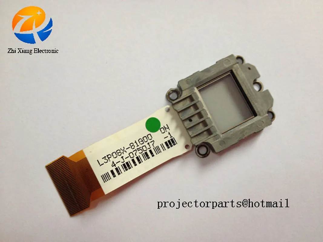 

Projector parts Original L3P08X-55G10 green Projector LCD panel Free shipping