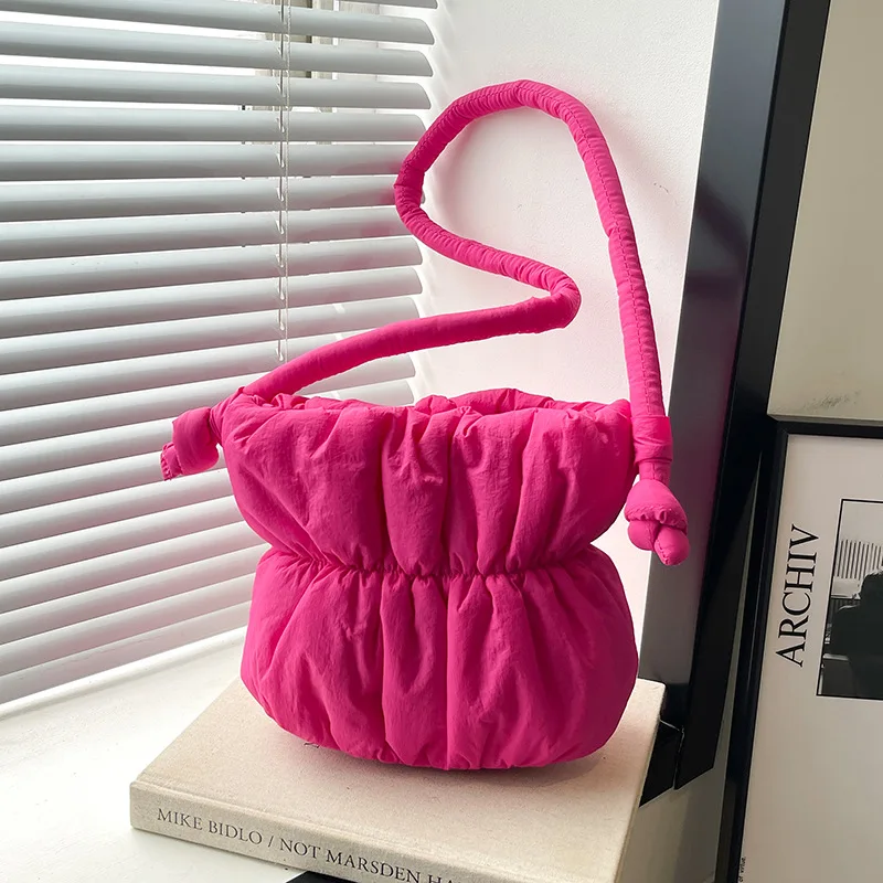 תיקי כתף קטנים מפוליאסטר עם ריפוד ניילון לנשים עם סגירה מגנטית תיקי כותנה למטה תחת הזרוע בולסות