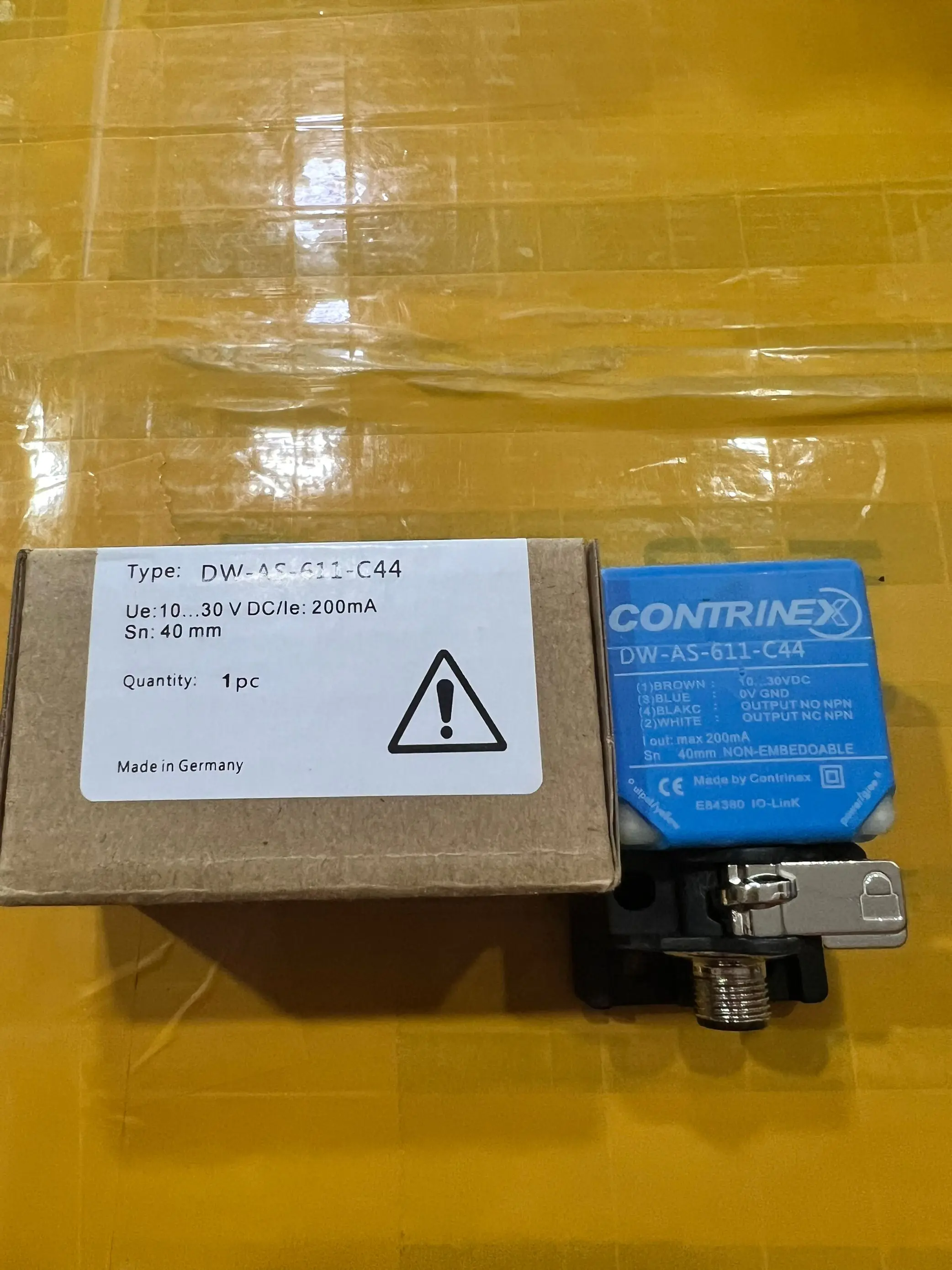 

New proximity switch sensor DW-AS-611-C44