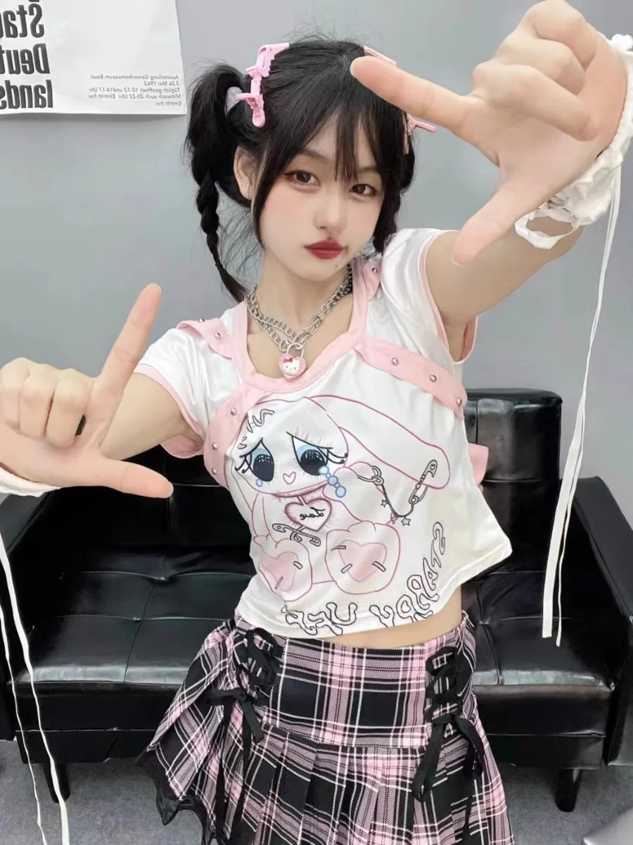 

White Kawaii T Shirts for Girls Summer Millenial 2000s Girl Rivet Cute Sweet Short T Shirt Animal Pulovers Women Cool New Top