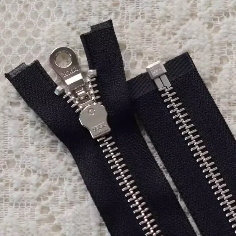 إصلاح سترة من النحاس الأصفر من YKK مكشوفة لأسفل ، إكسسوارات خياطة ، أسود فاتح ، أبيض فاتح ، بيع بالجملة ، 5 # ، 55-85 ، 10 من كل قطعة