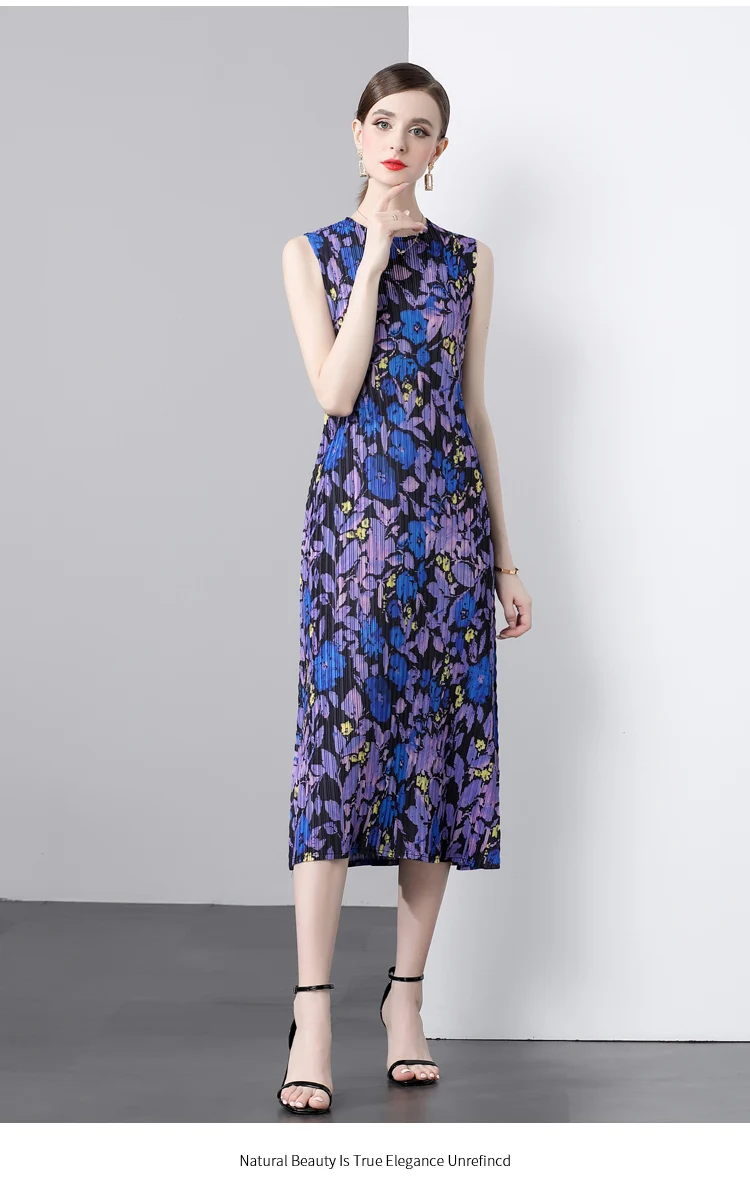 Miyake Pleated Round Neck Printed Dress Literary Niche Straight Skirt Large Swing Skirt Long Sleeveless Sleeve Versatile.