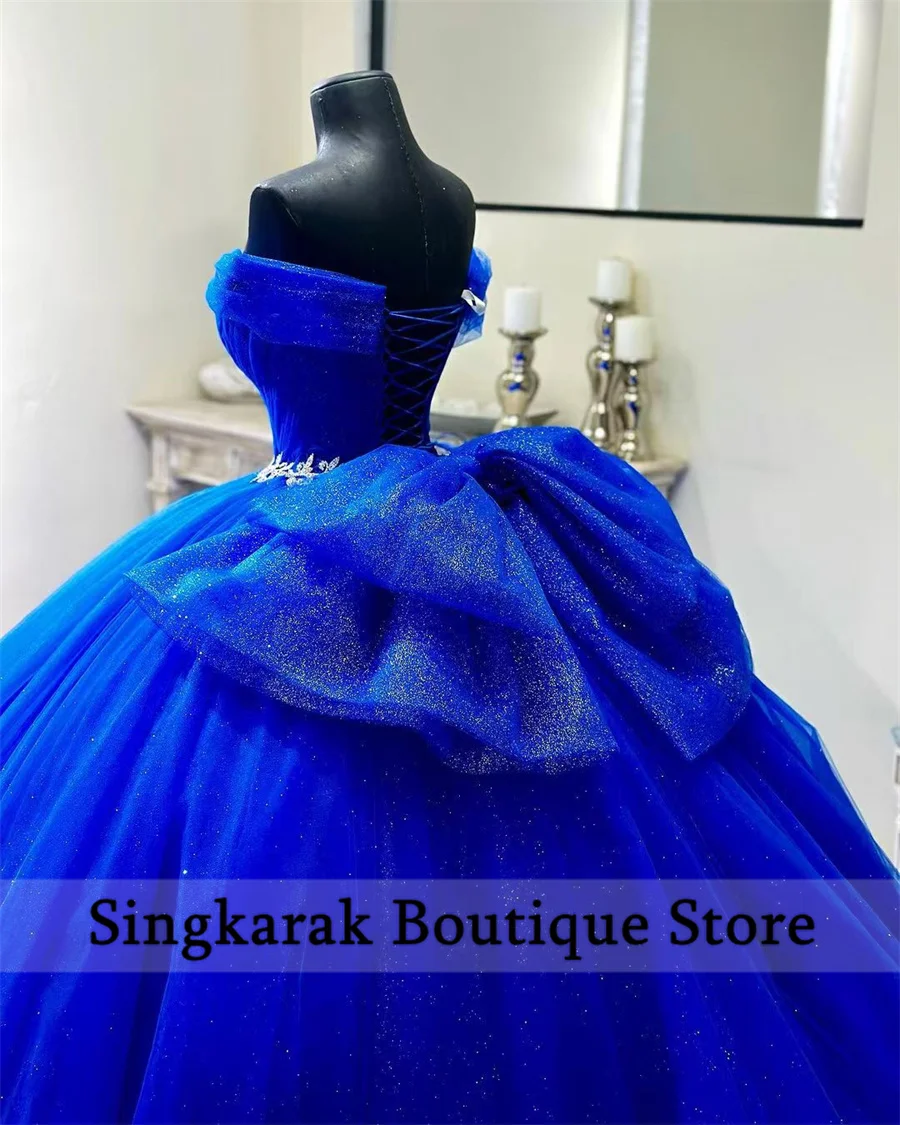 Sprankelende Koningsblauwe Quinceanera Jurk Met Strik Gelaagde Ruche Kristallen Baljurk Kralen Court Train Vestidos De 15 Años