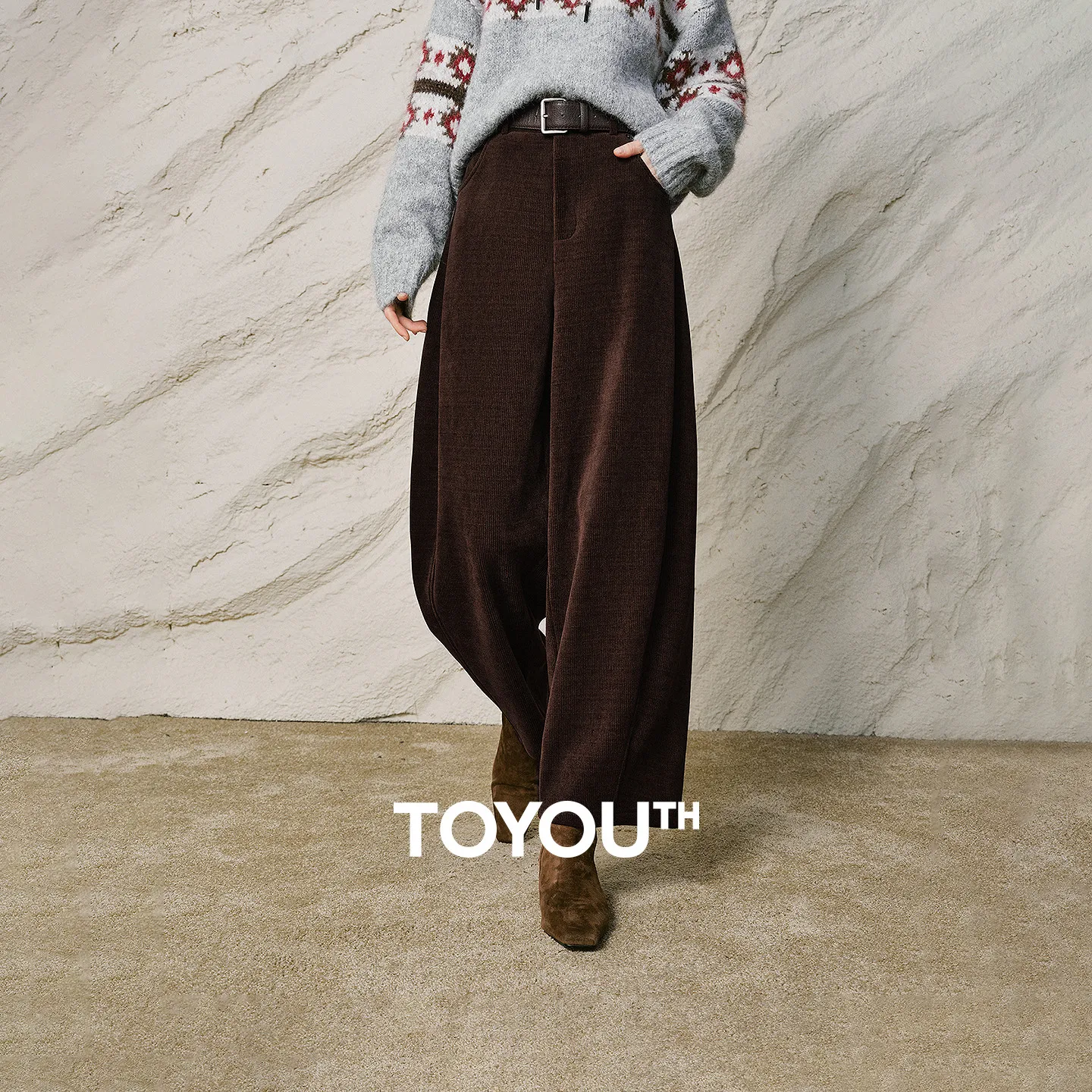 TOYOUTH Women Pants 2026 Winter New High Waist Curved Cut Forward Seam Thickened OE Cotton Fleece Cropped Trousers