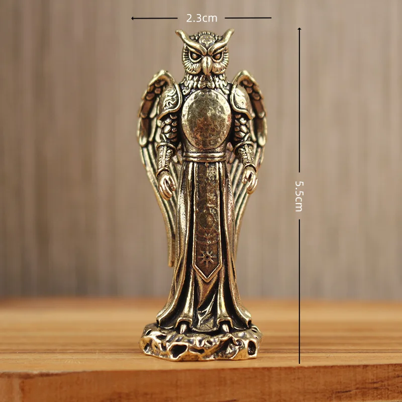 Retro Owl Knight Figure Home Decor Ornament Metal Crafts Desktop Decoration