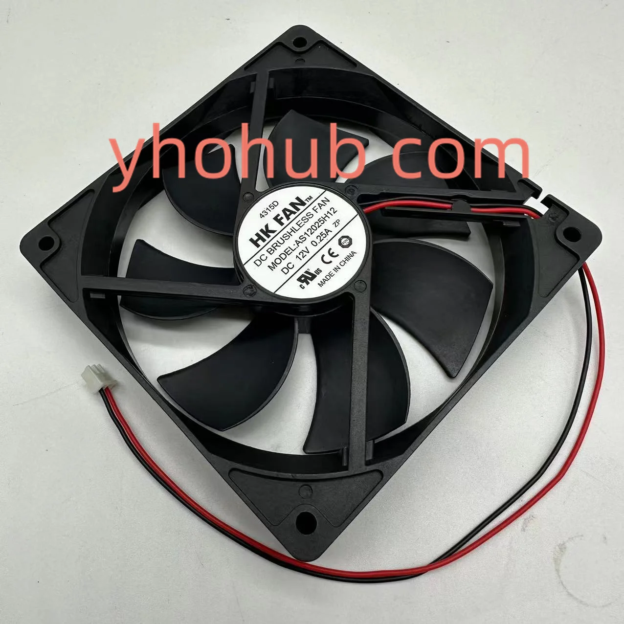 

HKFAN AS12025H12 DC 12V 0.25A 120x120x25mm 2-Wire Server Cooling Fan