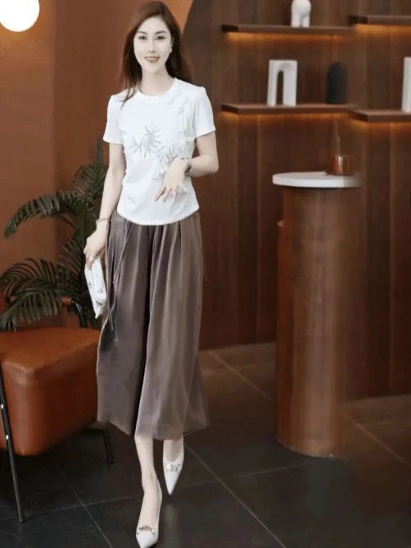 Spodnie damskie z wysokim stanem, szerokimi nogawkami, z jedwabiu lodowego, długość 7/8, letnie, luźne, chłodne, cienkie spodnie-spódnica, spodnie codzienne, oddychające, poliest...