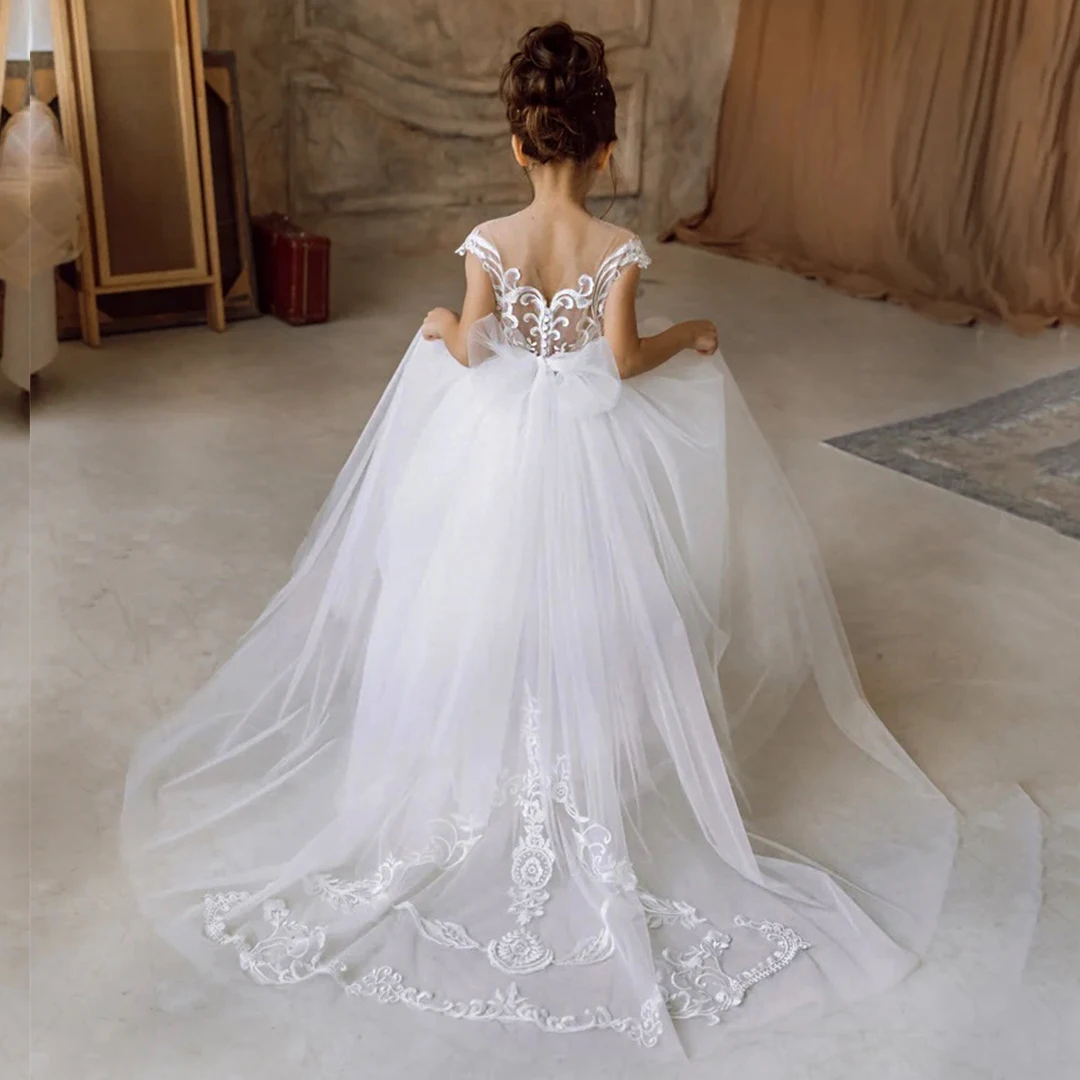 

White Train Flower Girls Dress Illusion Appliques O-Neck Sheer Back Sleeveless Party Gowns Bow Tulle Floor-Length Princess Dress