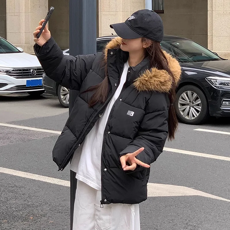 2026 New Winter Girls Fur Hood Padded Coat Lady Windproof Thermal Parkas Women Fashion Thicken Velvet Comfortable Down Coat