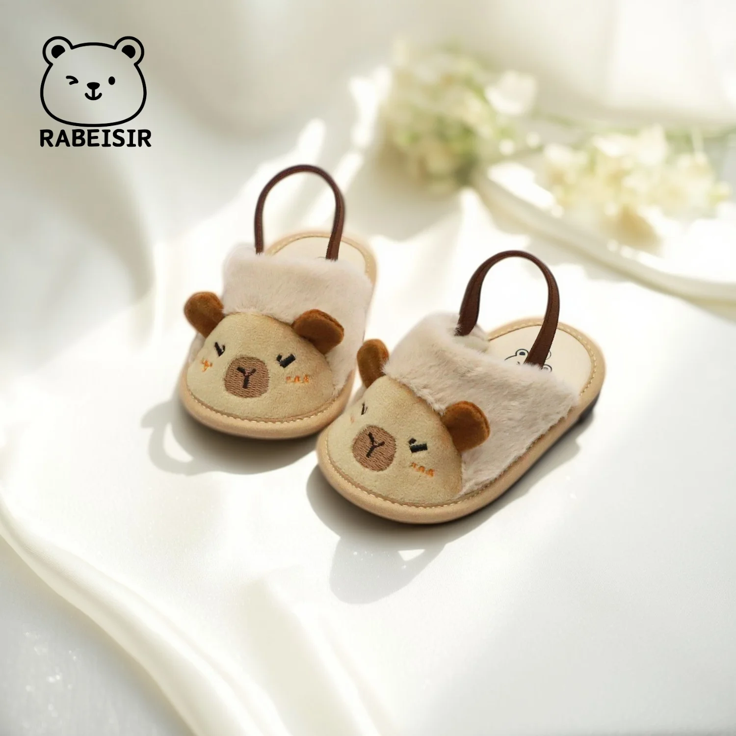 

RABEISIR baby slippers, baby walking shoes, boys and girls' home shoes, 6-12-18 months, indoor anti slip and breathable