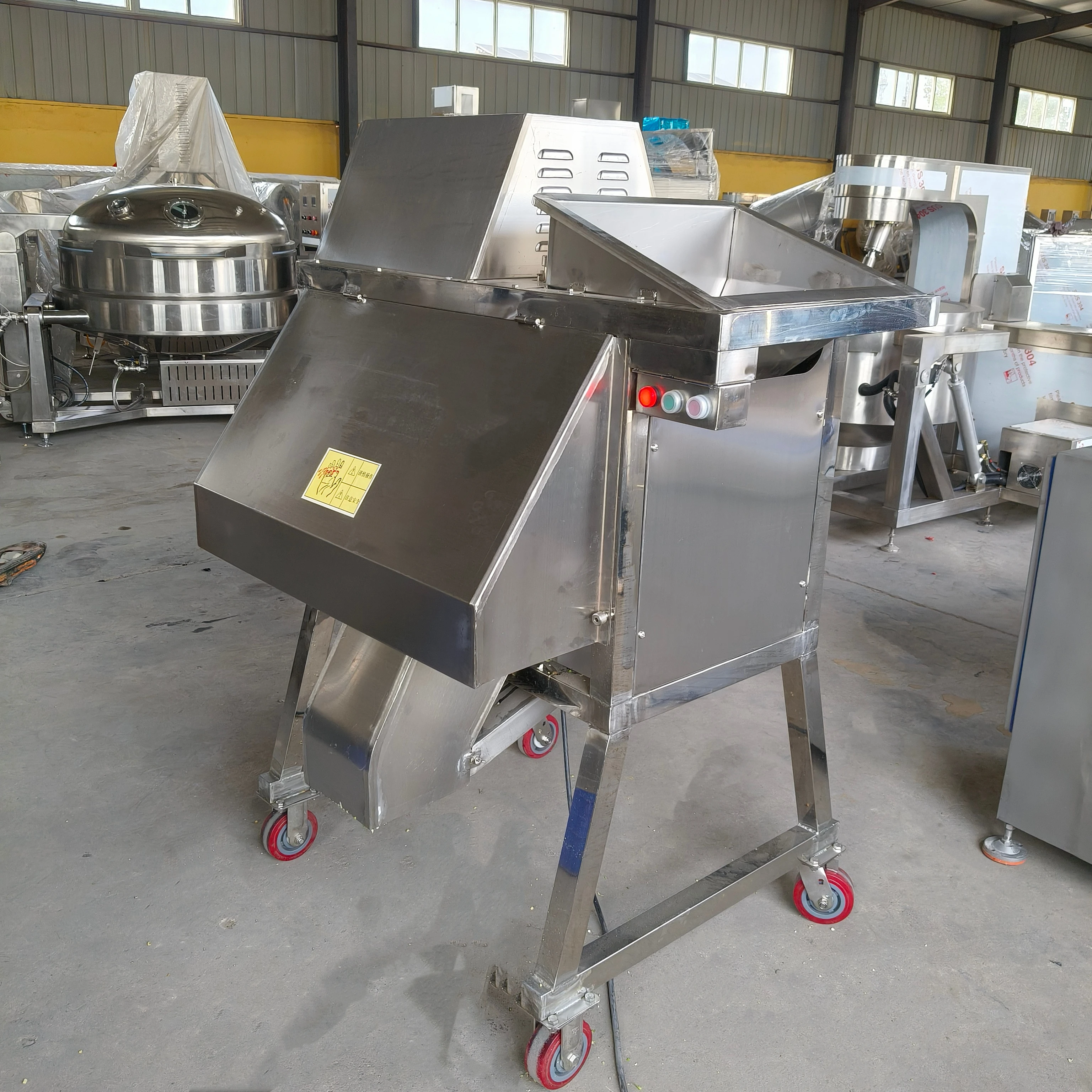 Plantaardige kubusvormige snijmachine voor aardappelen, tomaten, uien, efficiënte snijder