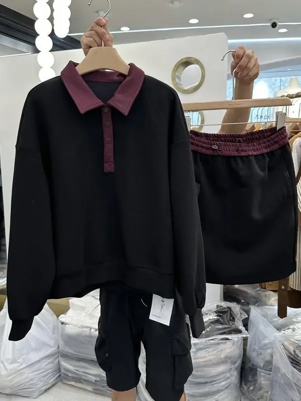 

Loose Fit Color Block Neck Sweatshirt Short Skirt Set Women's Fashion College Style Spring Summer New Arrival 2466115 333