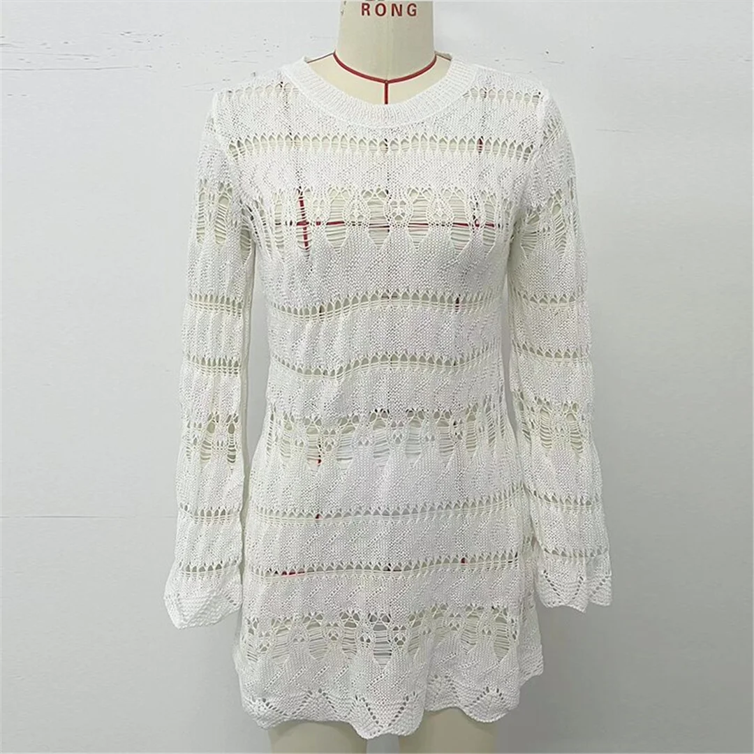 Ausgehöhlte, langärmlige, einfarbige, gehäkelte, gestrickte Tunika, Strand-Überwurf, Strandkleid, Strandmode, Damenbekleidung, K8579 – Detail 6