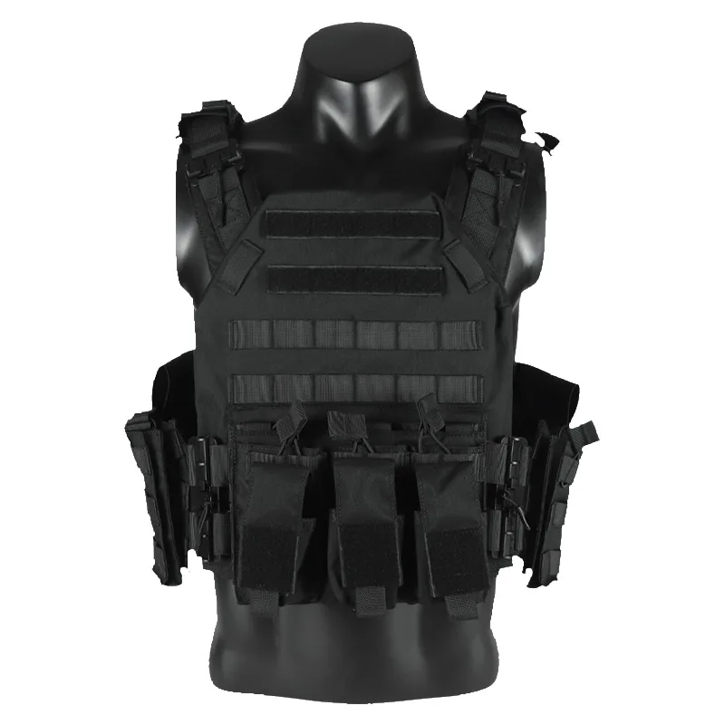 New custom-made tactical military training suit with water-repellent and breathable multi-functional